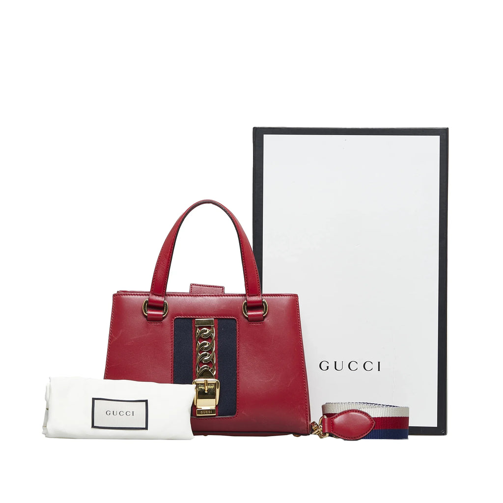 Sylvie (Good) Satchel Pre-Owned Authenticated Unisex Calf Red Leather